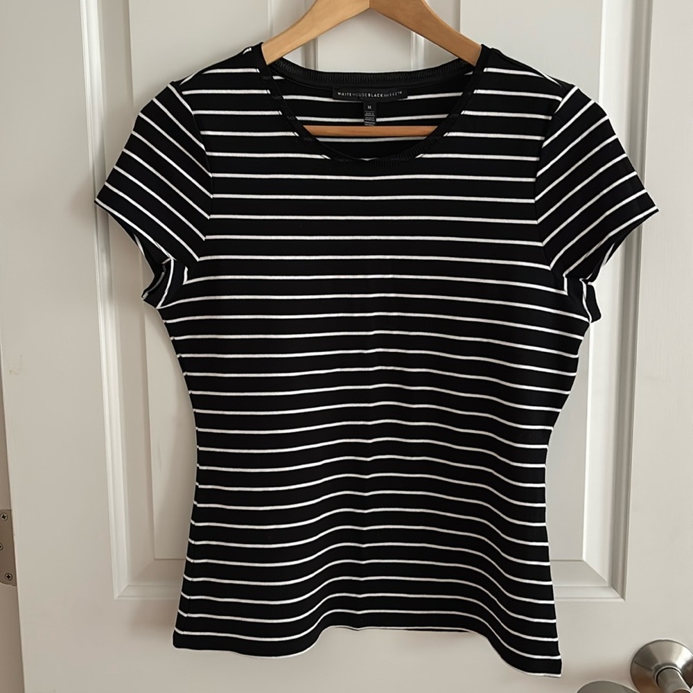 Black and white t shirt